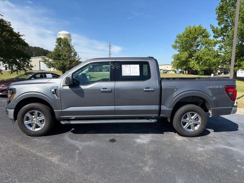Used 2025 Ford F150 XLT w/ Equipment Group 301A Standard AWD/4WD image 3
