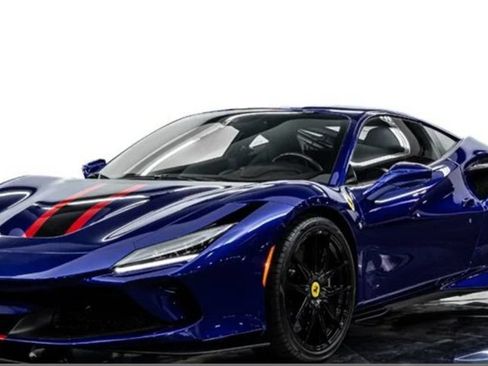 Used 2020 Ferrari F8 Tributo RWD image 35