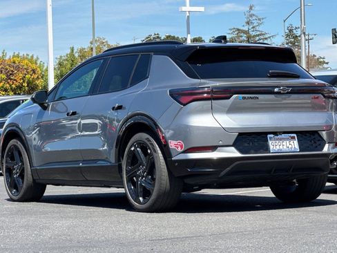 Used 2024 Chevrolet Equinox EV RS FWD image 7