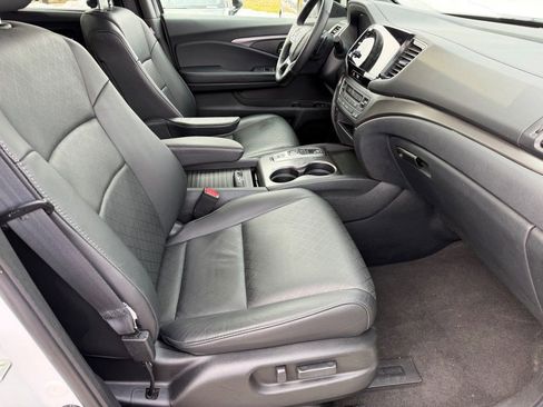 Used 2020 Honda Passport EX-L image 11