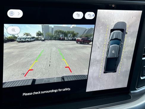 Used 2025 Ford F150 Lariat w/ Equipment Group 502A High image 22