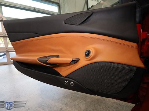 Used 2018 Ferrari 488 GTB RWD image 17