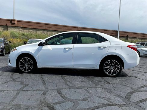 Used 2015 Toyota Corolla S FWD image 4