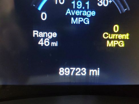Used 2018 Jeep Grand Cherokee Limited AWD/4WD image 11