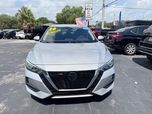 Used 2020 Nissan Sentra S FWD image 2
