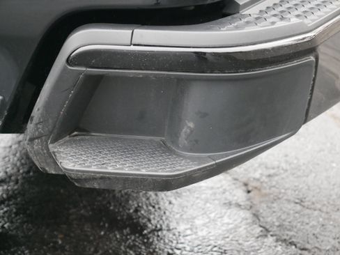 Certified 2023 Chevrolet Colorado W/T image 5