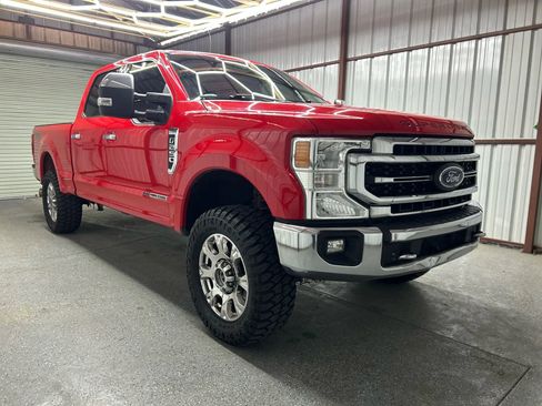 Used 2020 Ford F250 Lariat w/ Chrome Package image 1