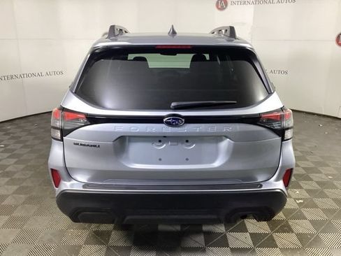 Used 2026 Subaru Forester Premium AWD/4WD image 5