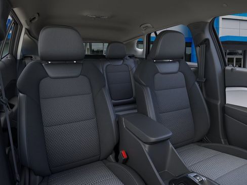 New 2026 Chevrolet Trax LT w/ Driver Confidence Package FWD image 16