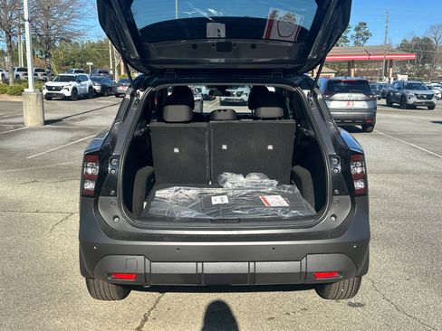 New 2026 Nissan Kicks SV image 18