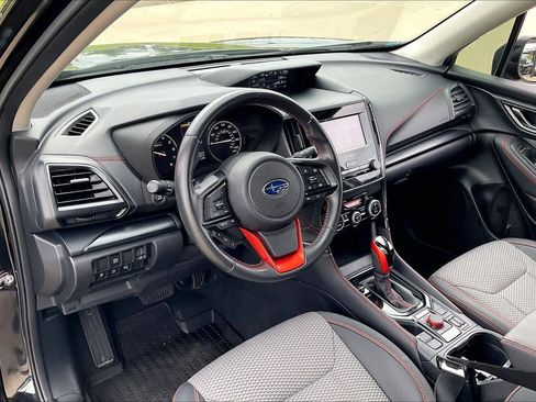 Used 2021 Lexus IS 350 F Sport w/ Dynamic Handling Package image 17