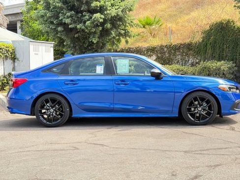 Certified 2023 Honda Civic Sport image 3