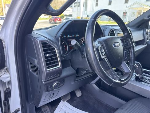 Used 2015 Ford F150 XLT w/ Equipment Group 302A Luxury AWD/4WD image 27