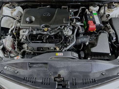 Used 2021 Toyota Camry XSE image 29