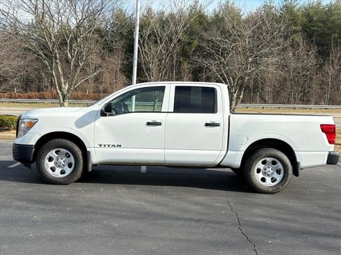 Certified 2018 Nissan Titan S w/ S Utility Package image 5