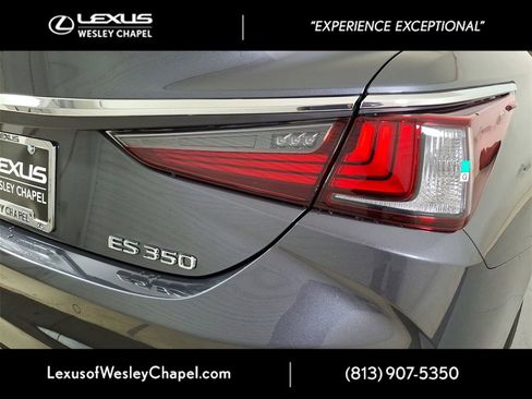 New 2025 Lexus ES 350 w/ Premium Package image 7