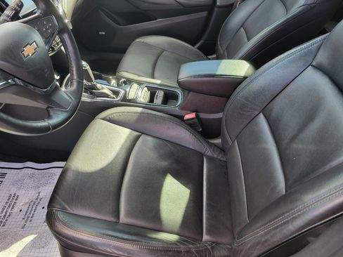 Used 2017 Chevrolet Cruze Premier image 10