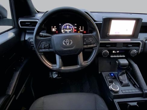 Used 2025 Toyota Tacoma SR AWD/4WD image 6