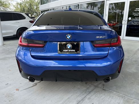 Used 2024 BMW 330i Sedan w/ M Sport Package RWD image 10