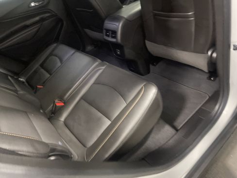 Used 2020 Chevrolet Equinox Premier w/ Premier Redline Edition image 22