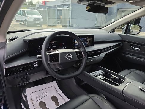 Used 2025 Nissan Murano SV image 20