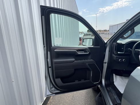 Used 2025 GMC Sierra 1500 Elevation AWD/4WD image 13