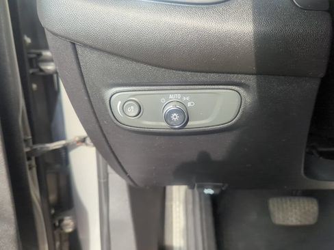 Certified 2019 Chevrolet Equinox LT FWD image 27