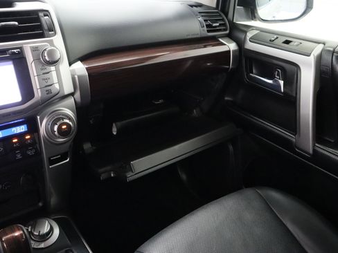 Used 2017 Toyota 4Runner Limited AWD/4WD image 25