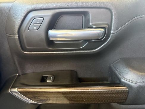 Used 2019 Chevrolet Silverado 1500 LT w/ Texas Edition image 32