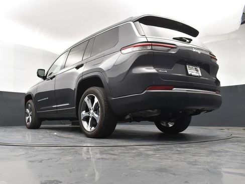 New 2025 Jeep Grand Cherokee L Limited w/ Luxury Tech Group II image 22