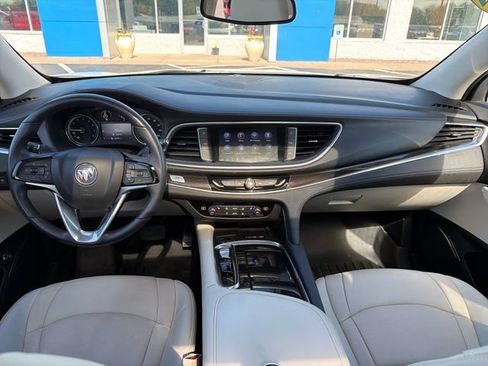 Used 2023 Buick Enclave Essence w/ Experience Buick Package AWD/4WD image 32