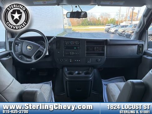 Used 2018 Chevrolet Express 3500 LT w/ LT Preferred Equipment Group image 9