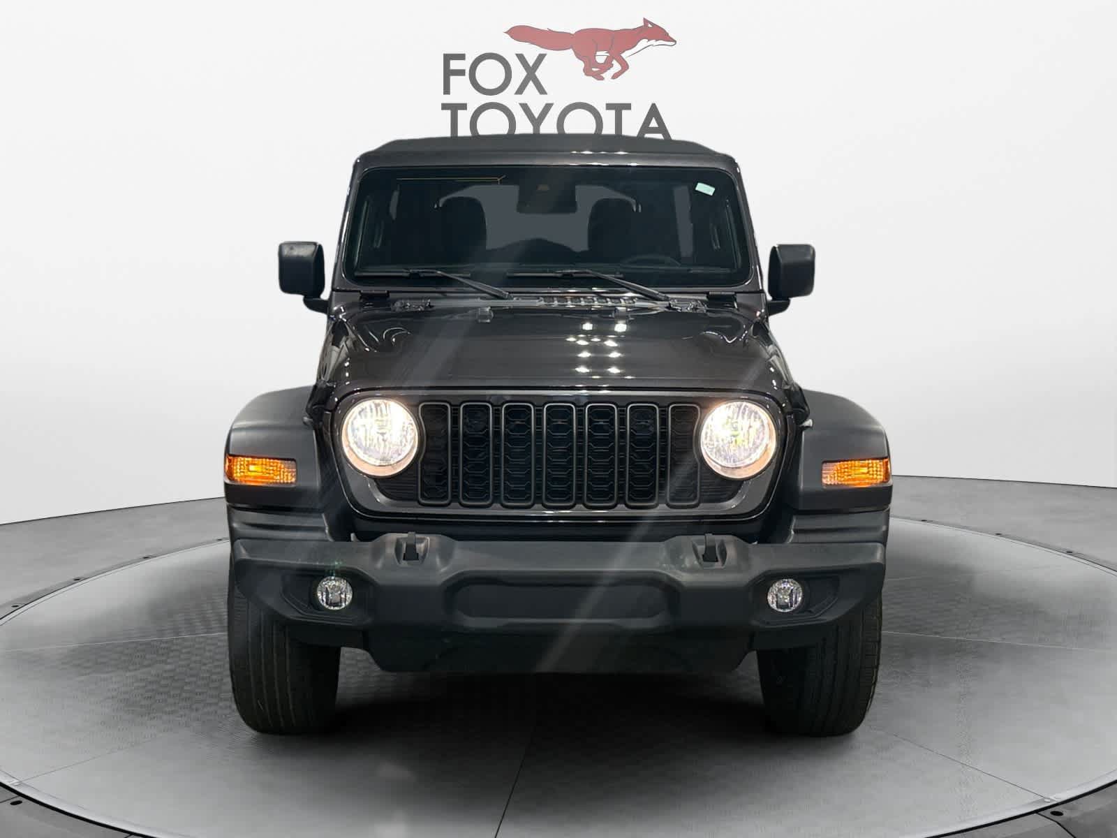 Used 2024 Jeep Wrangler Unlimited Sport AWD/4WD image 9