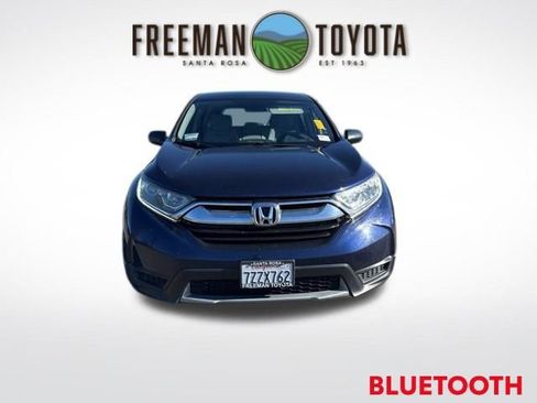 Used 2017 Honda CR-V LX image 2