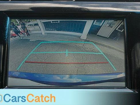 Used 2018 Toyota Camry SE w/ Moonroof Package image 29