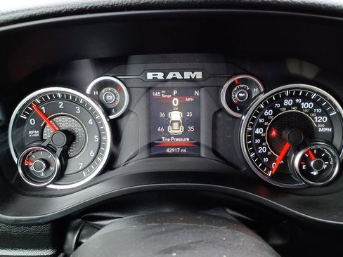Used 2023 RAM 1500 Big Horn AWD/4WD image 15