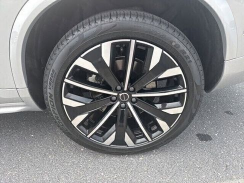 Used 2025 Volvo XC90 B6 Ultra w/ Protection Package Premier image 12