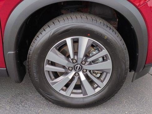 Used 2023 Nissan Pathfinder SL FWD image 45