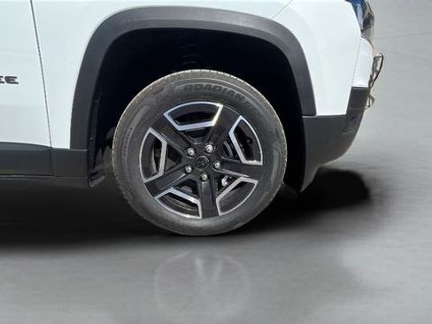 New 2026 Jeep Cherokee Limited AWD/4WD image 29