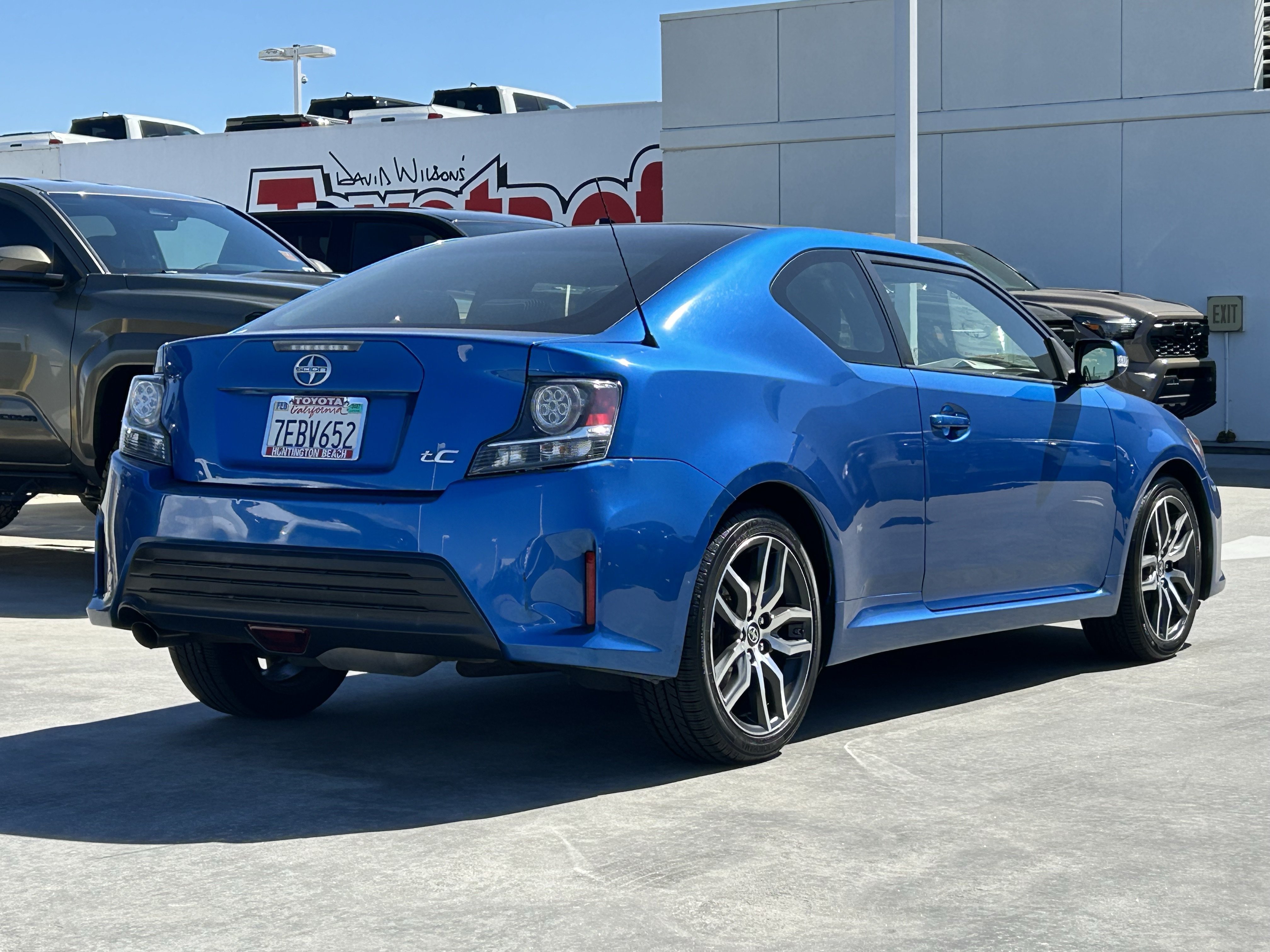 Used 2014 Scion tC FWD image 3