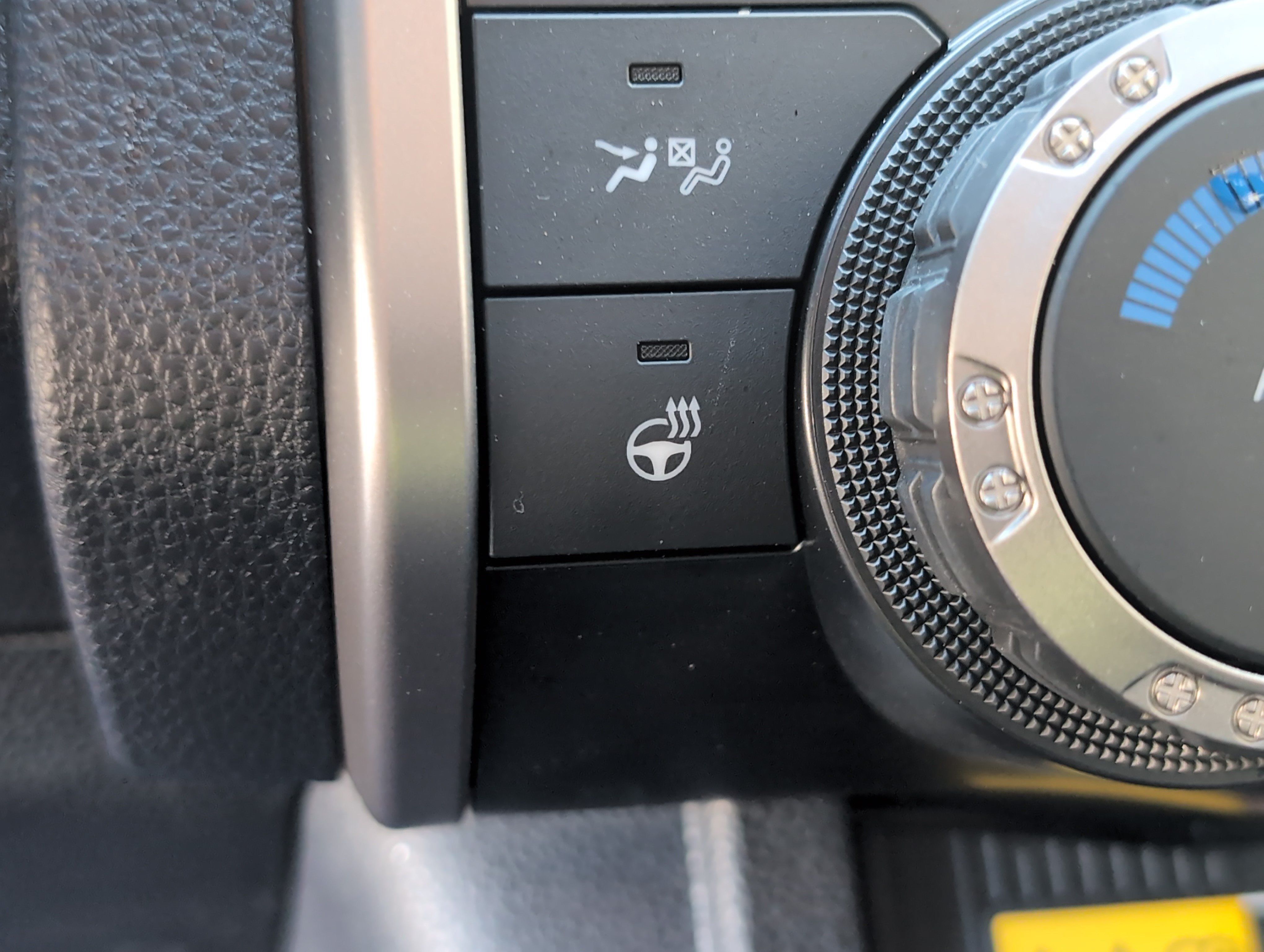 Certified 2026 Toyota 4Runner TRD Off-Road Premium AWD/4WD image 41