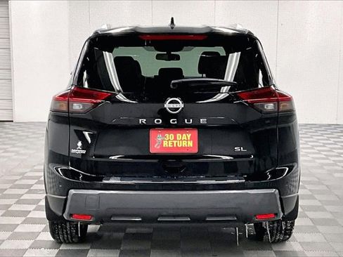 New 2025 Nissan Rogue SL image 4