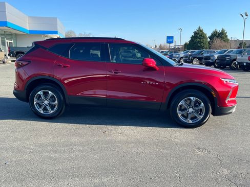 Used 2024 Chevrolet Blazer LT w/ Convenience Package image 2
