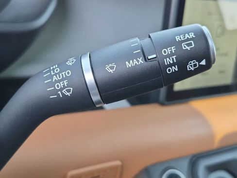 Certified 2023 Land Rover Defender 110 S AWD/4WD image 19