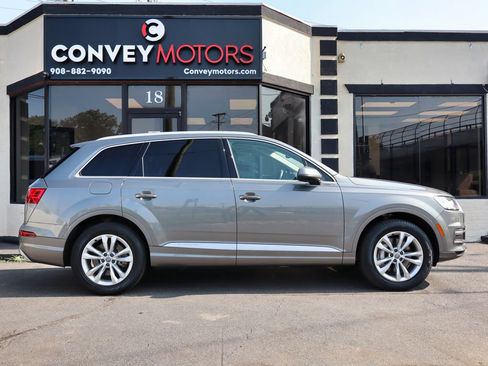 Used 2017 Audi Q7 3.0T Premium Plus AWD/4WD image 9