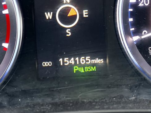 Used 2017 Toyota Highlander Limited image 35