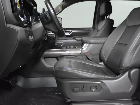 Used 2024 Chevrolet Silverado 2500 LTZ w/ LTZ Premium Texas Edition AWD/4WD image 17