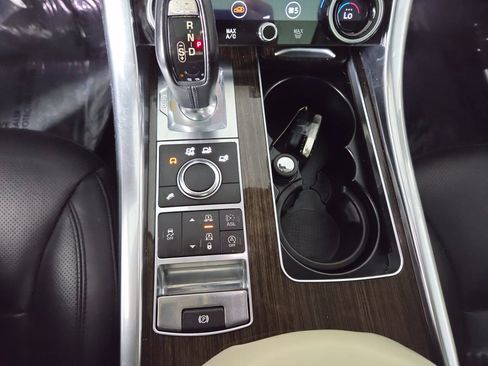 Used 2014 Land Rover Range Rover Sport HSE AWD/4WD image 27