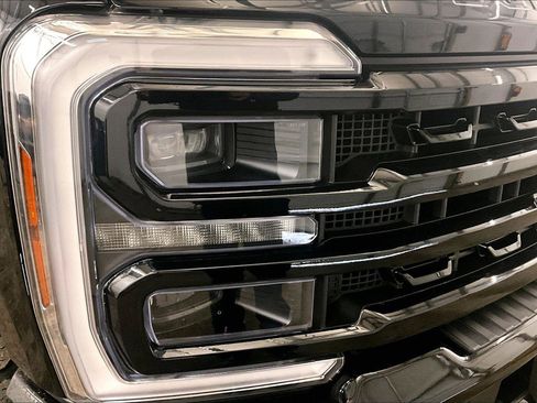Used 2024 Ford F350 Platinum w/ Tremor Off-Road Package image 27