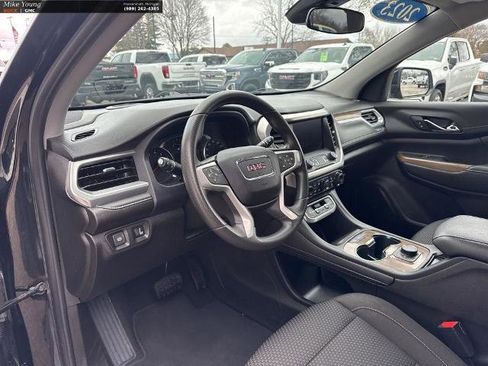Used 2023 GMC Acadia SLE FWD image 16